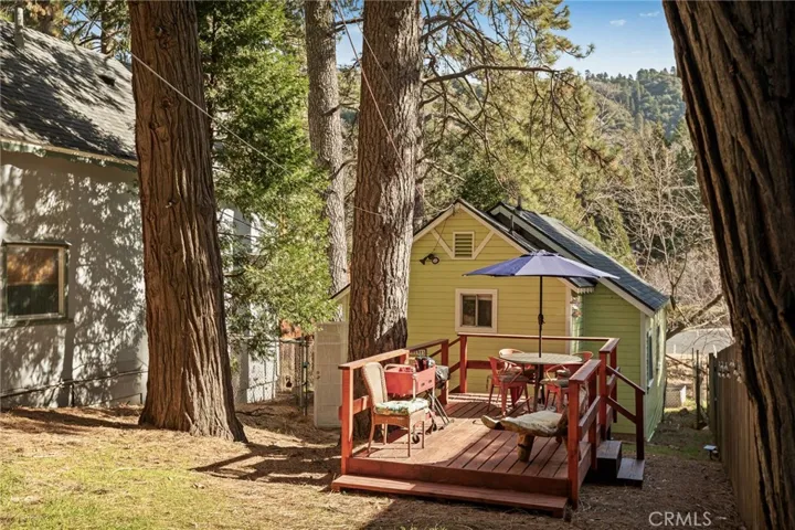 Welcome to 503 Valley Drive in Crestline!