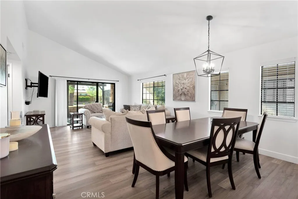 11722 Oak Street, Apple Valley, California 92308 home-pic-12