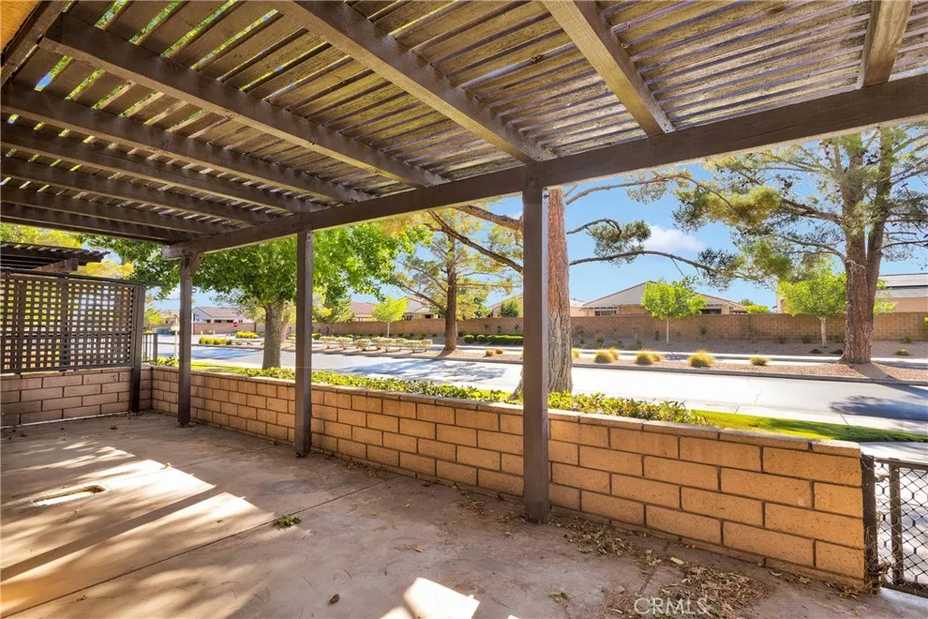 11722 Oak Street, Apple Valley, California 92308 home-pic-22