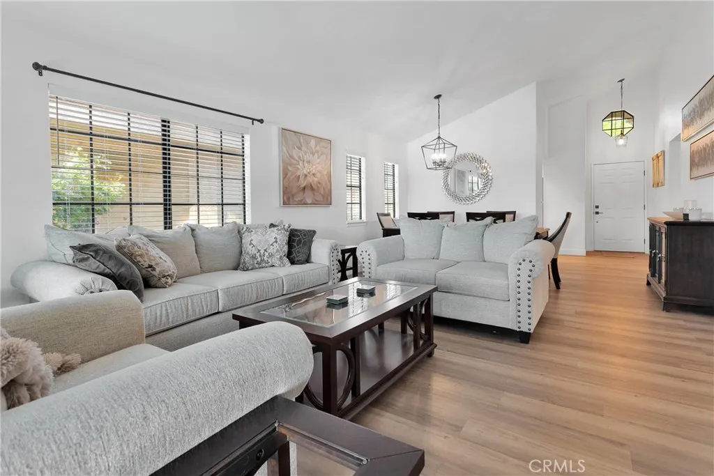 11722 Oak Street, Apple Valley, California 92308 home-pic-7