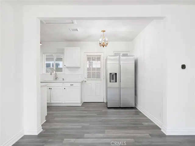 5020 Topanga Canyon, Woodland Hills, California 91364
