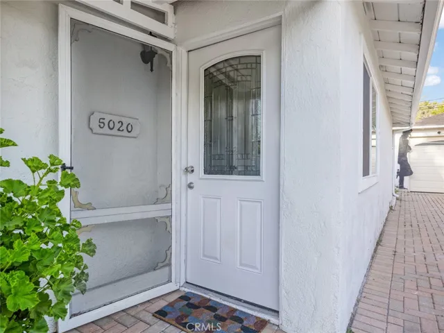 5020 Topanga Canyon, Woodland Hills, California 91364
