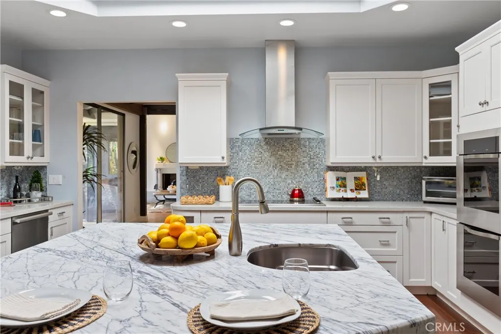 1 Clancy Lane, Rancho Mirage, California 92270 home-pic-30