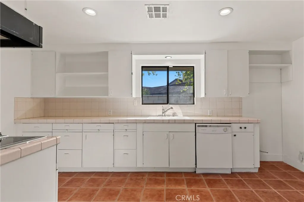 1 Clancy Lane, Rancho Mirage, California 92270 home-pic-74