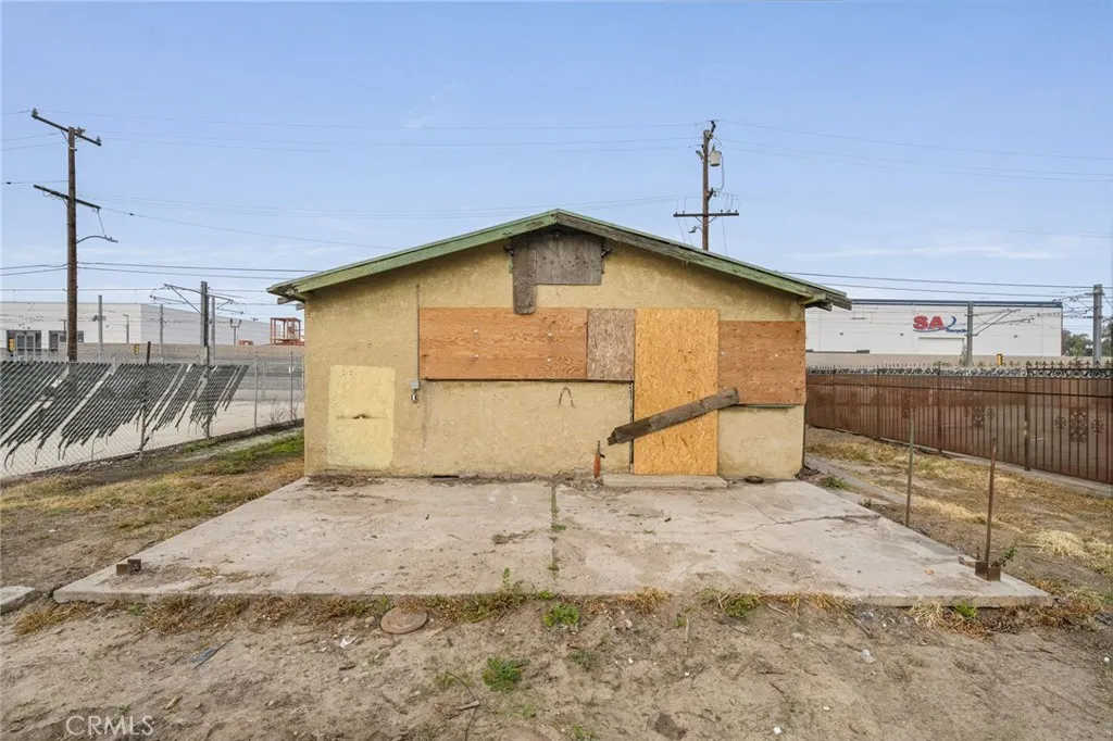 1822 W 4th, Santa Ana, California 92703 home-pic-5