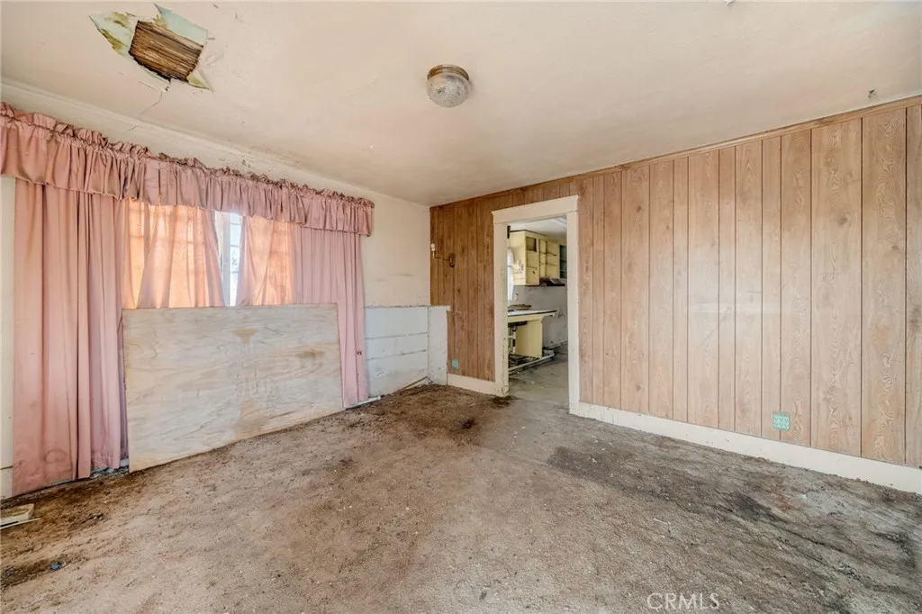 1822 W 4th, Santa Ana, California 92703 home-pic-6