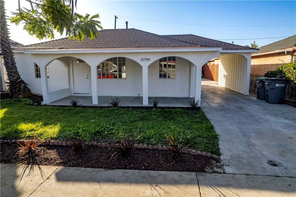 22709 Ravenna, Carson, California 90745 home-pic-1