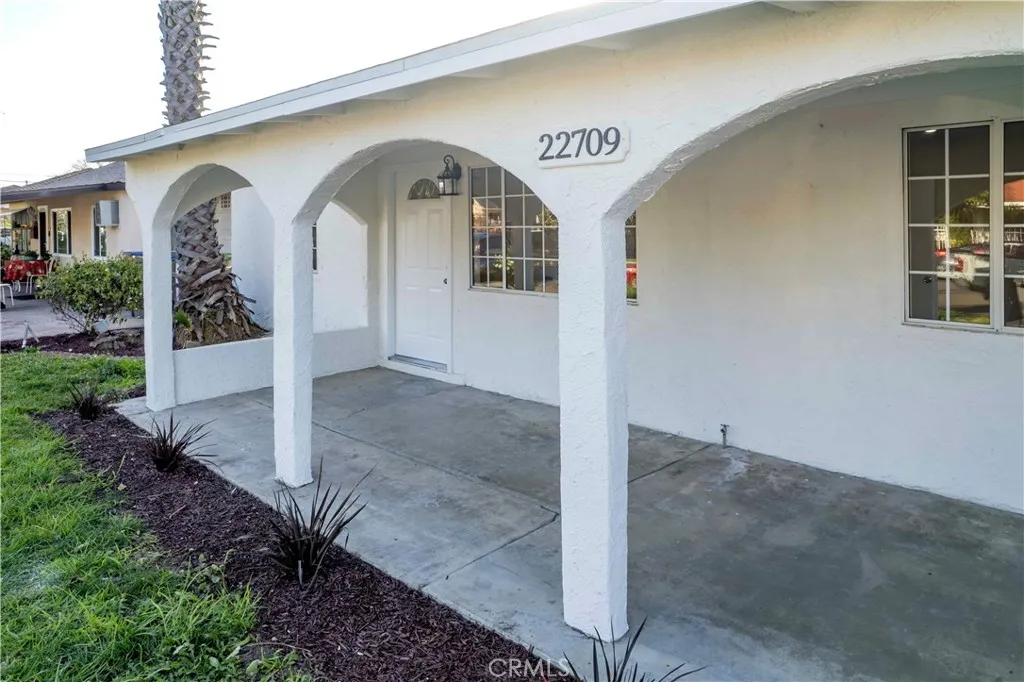 22709 Ravenna, Carson, California 90745 home-pic-11