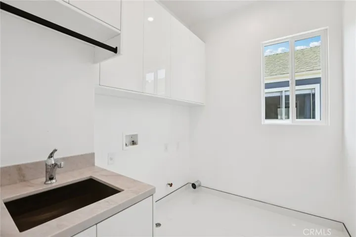 1914 Belmont Lane B, Redondo Beach, California 90278