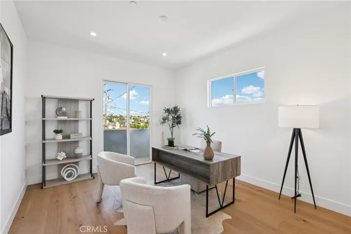 1914 Belmont Lane B, Redondo Beach, California 90278