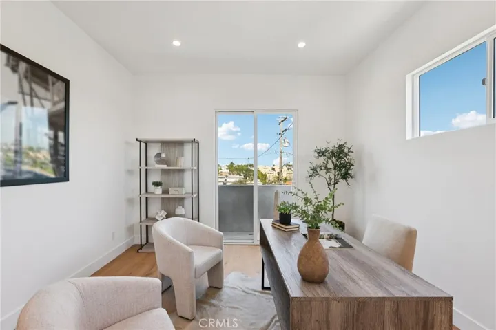 1914 Belmont Lane B, Redondo Beach, California 90278