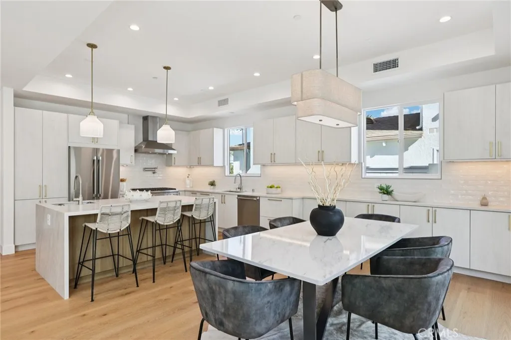 1914 Belmont Lane A, Redondo Beach, California 90278 home-pic-18