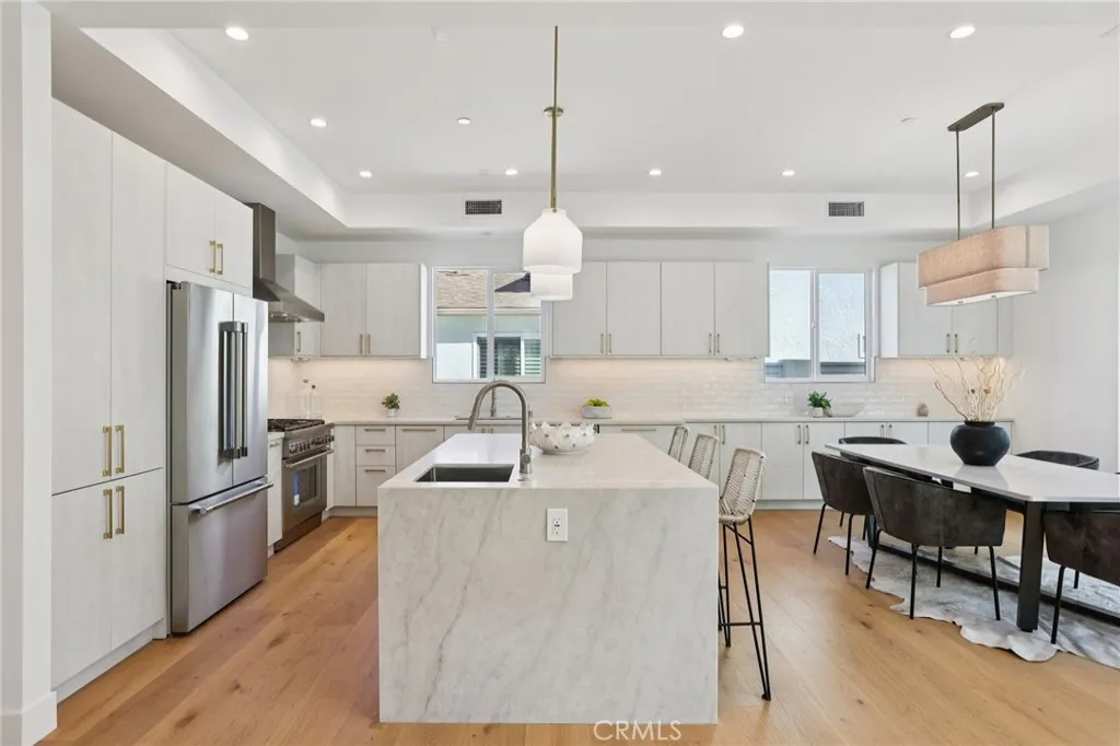 1914 Belmont Lane A, Redondo Beach, California 90278 home-pic-14