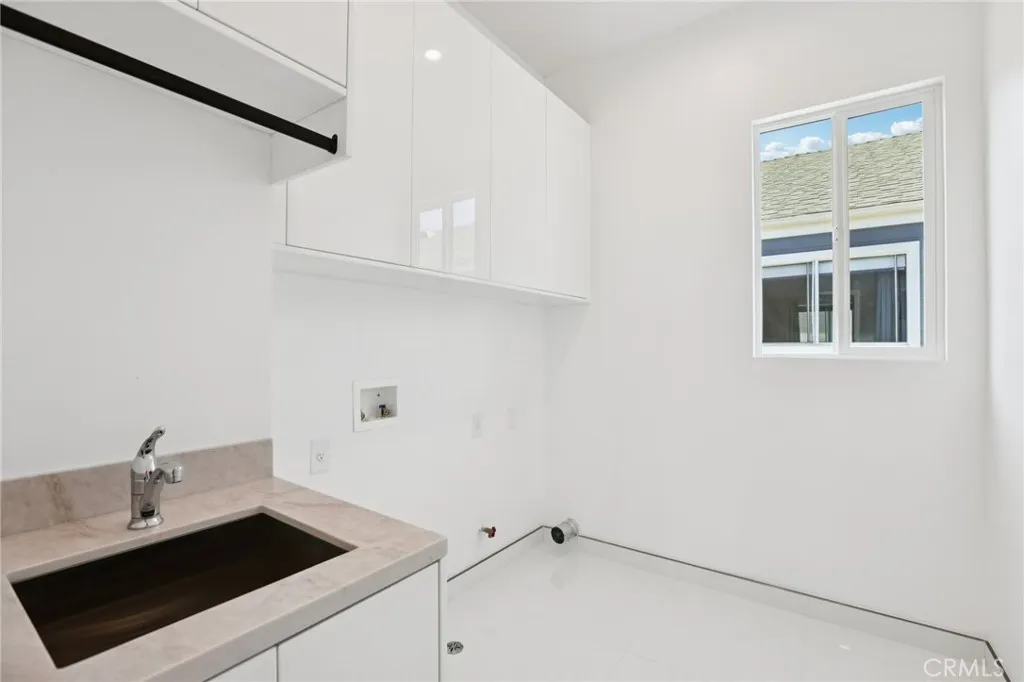 1914 Belmont Lane A, Redondo Beach, California 90278 home-pic-40