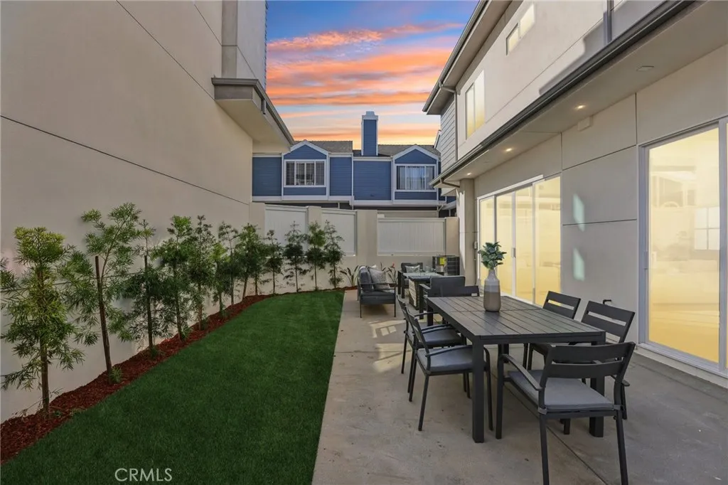 1914 Belmont Lane A, Redondo Beach, California 90278 home-pic-42