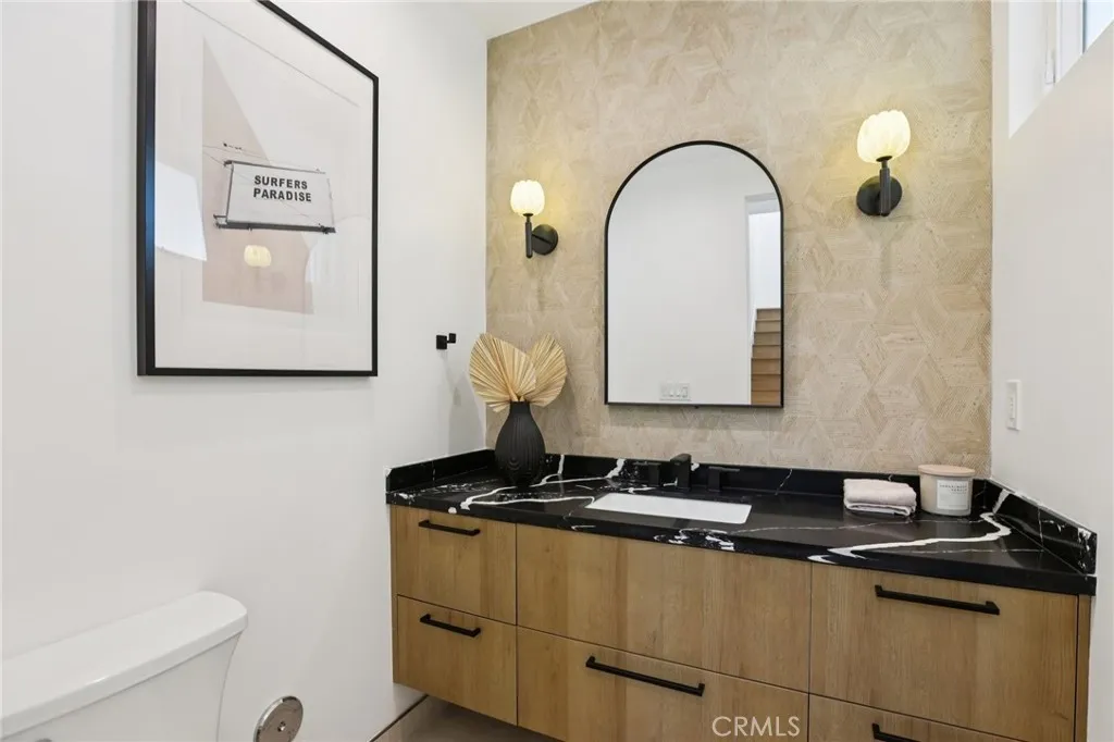 1914 Belmont Lane A, Redondo Beach, California 90278 home-pic-20