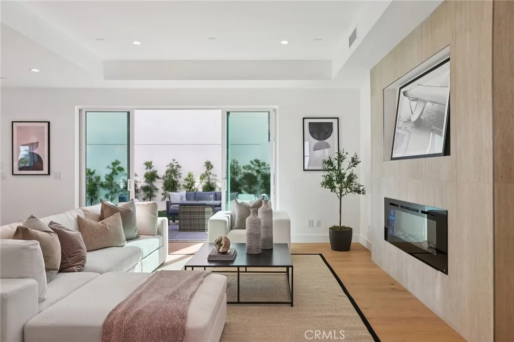 1914 Belmont Lane A, Redondo Beach, California 90278 home-pic-7