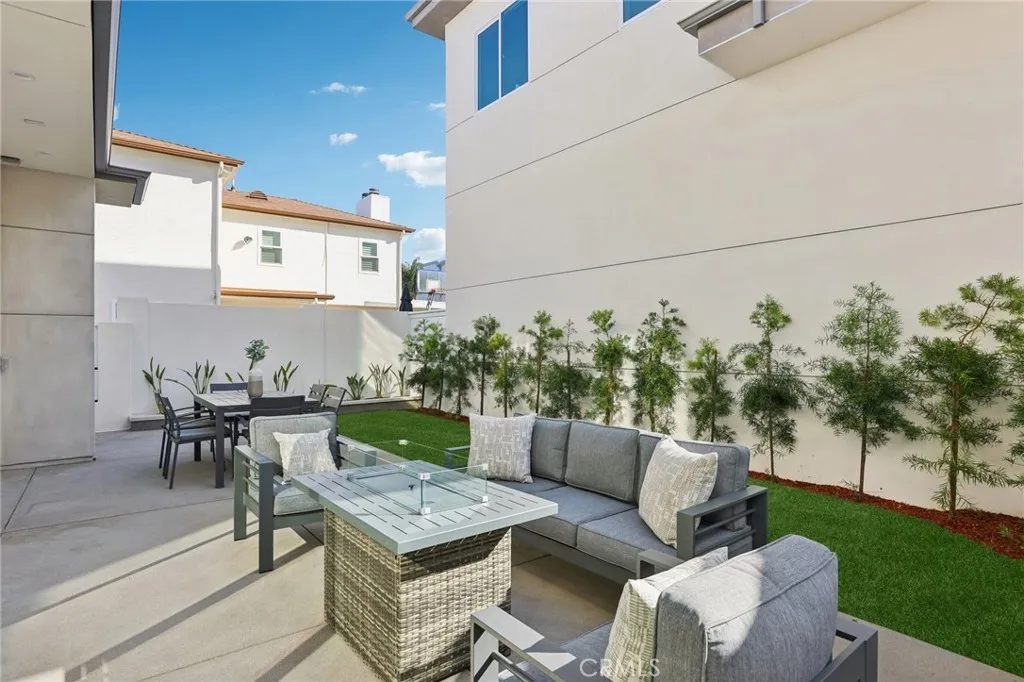 1914 Belmont Lane A, Redondo Beach, California 90278 home-pic-8