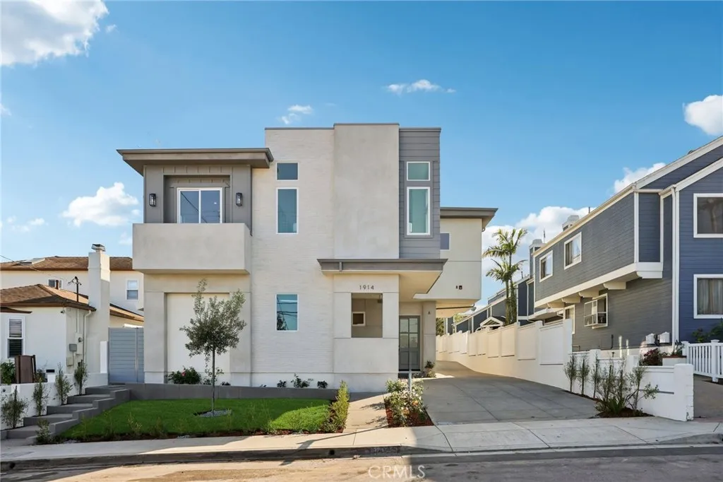 1914 Belmont Lane A, Redondo Beach, California 90278 home-pic-1
