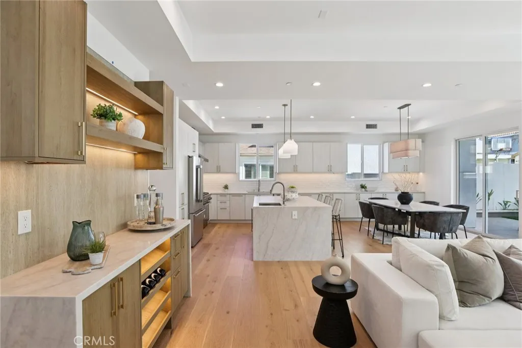 1914 Belmont Lane A, Redondo Beach, California 90278 home-pic-12