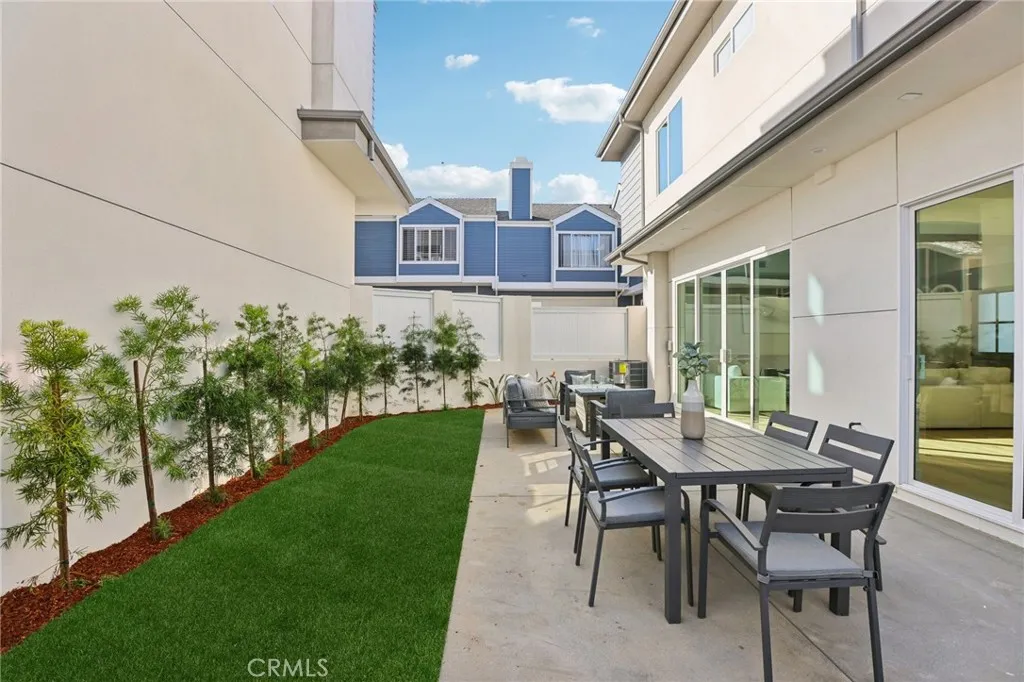 1914 Belmont Lane A, Redondo Beach, California 90278 home-pic-17