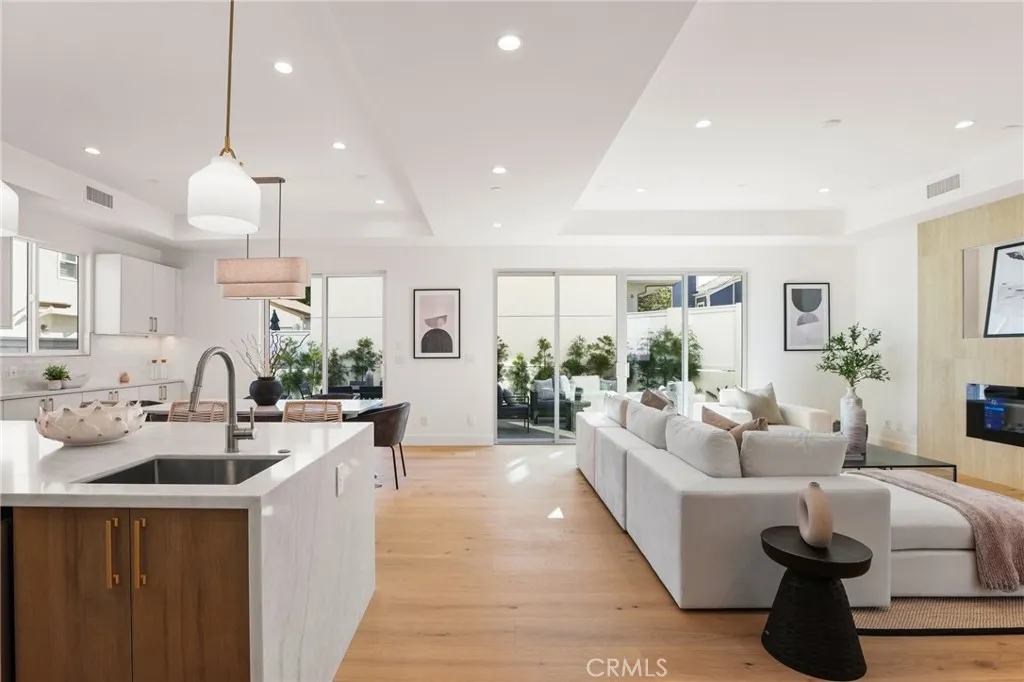 1914 Belmont Lane A, Redondo Beach, California 90278 home-pic-10