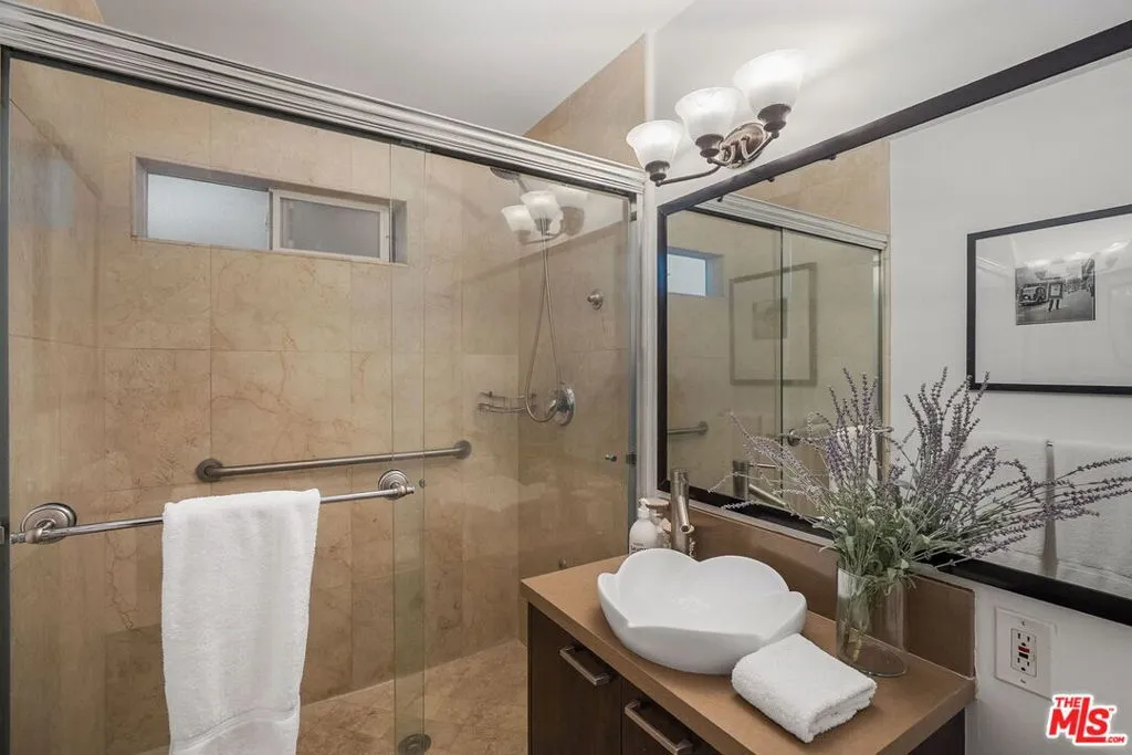 1226 Chelsea Avenue, Santa Monica, California 90404 home-pic-31