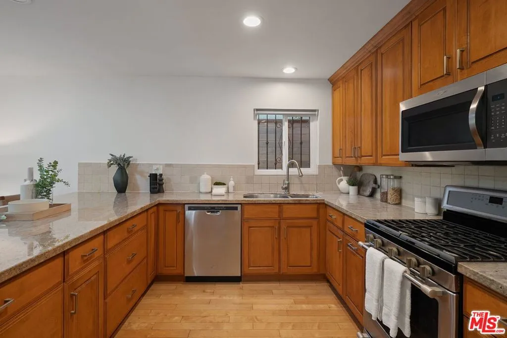 1226 Chelsea Avenue, Santa Monica, California 90404 home-pic-23