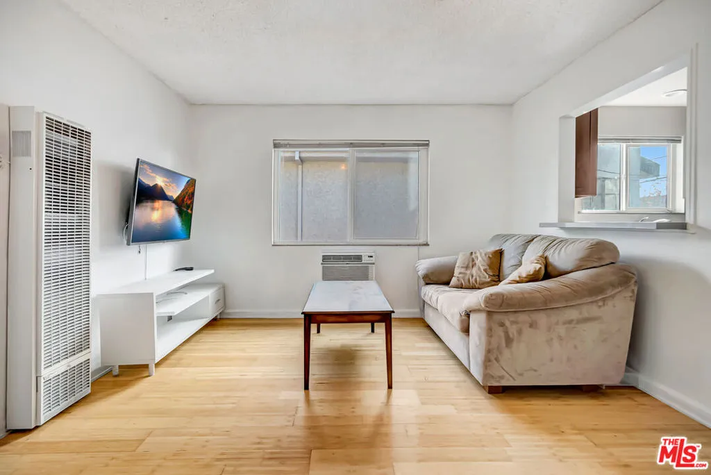 1226 Chelsea Avenue, Santa Monica, California 90404 home-pic-42