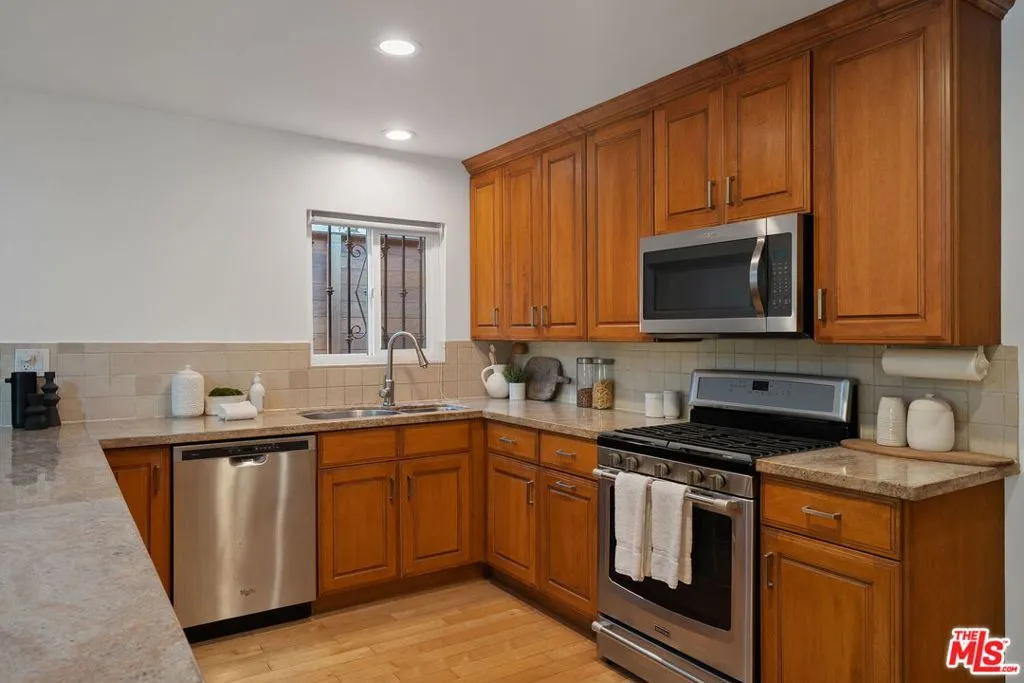 1226 Chelsea Avenue, Santa Monica, California 90404 home-pic-22
