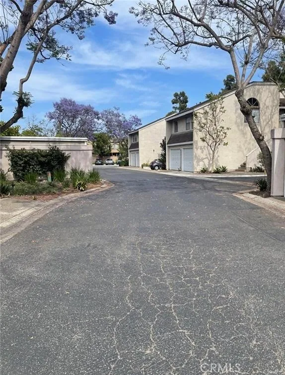 404 Brighton Springs, Costa Mesa, California 92627 home-pic-16