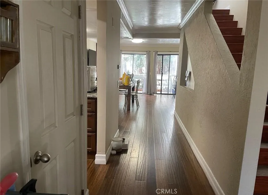 404 Brighton Springs, Costa Mesa, California 92627 home-pic-6