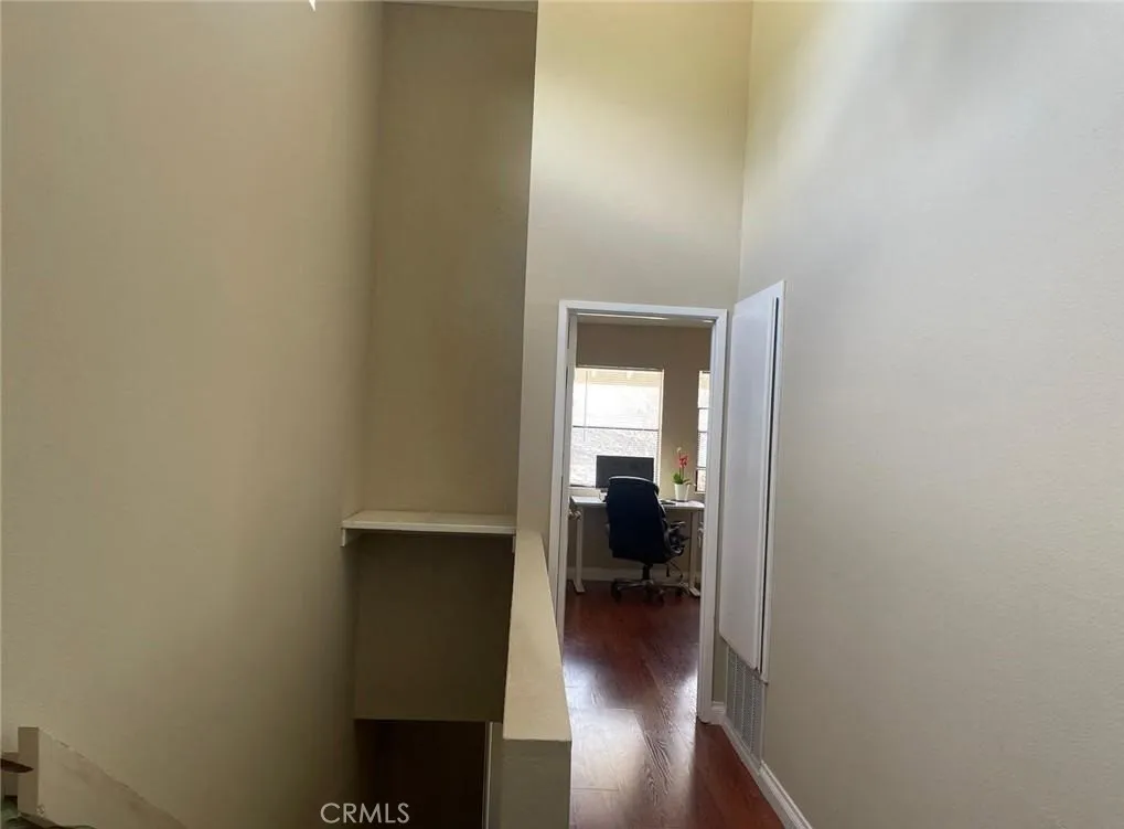404 Brighton Springs, Costa Mesa, California 92627 home-pic-10