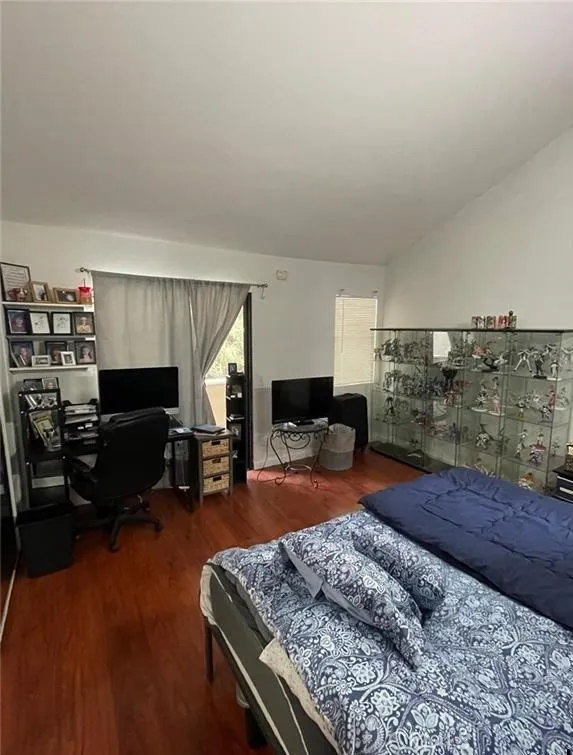 404 Brighton Springs, Costa Mesa, California 92627 home-pic-12