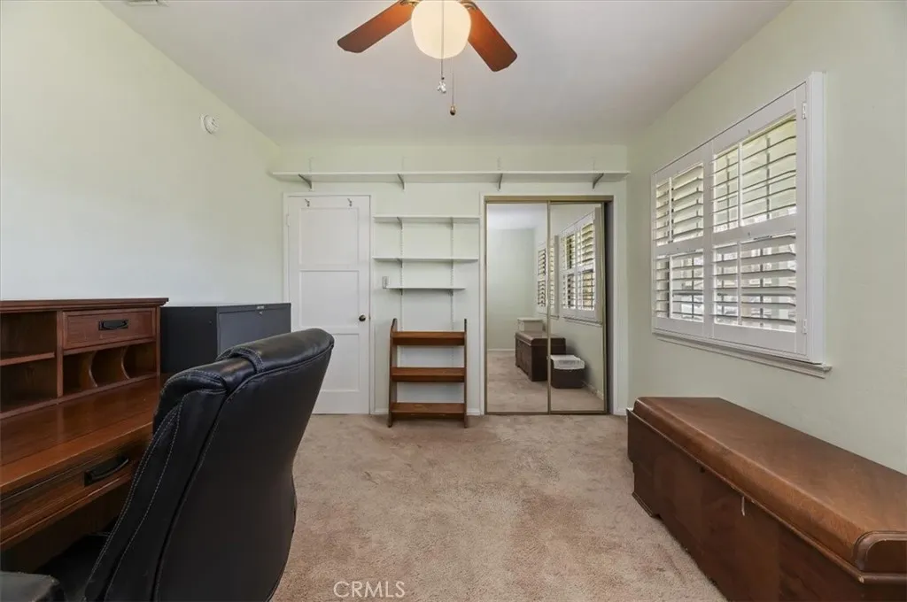 4667 N E, San Bernardino, California 92407 home-pic-23