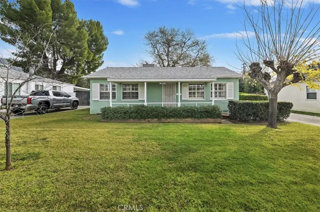 4667 N E, San Bernardino, California 92407 home-pic-2