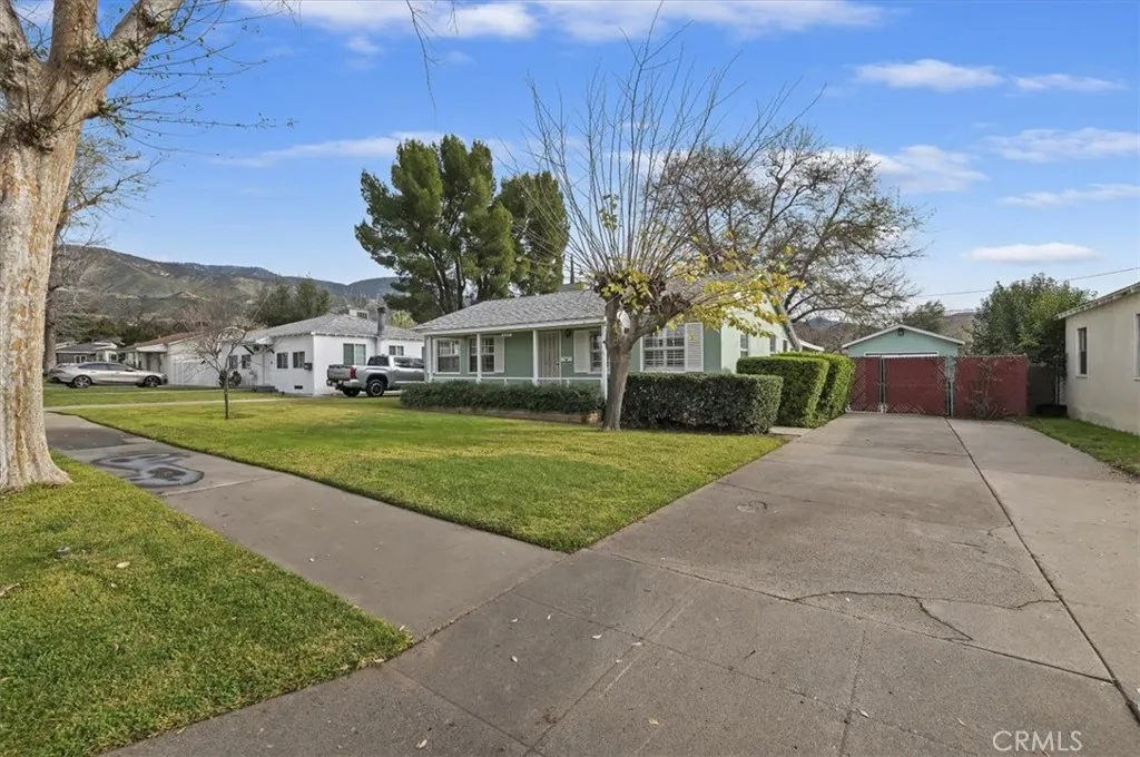 4667 N E, San Bernardino, California 92407 home-pic-4