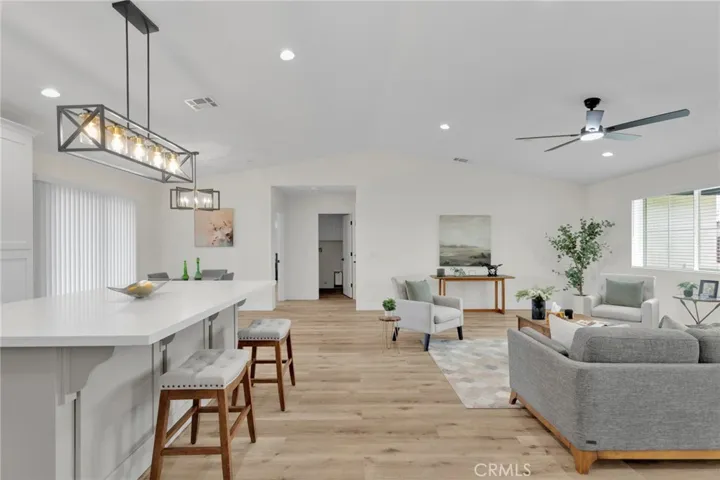 20190 Osseo Road, Apple Valley, California 92308