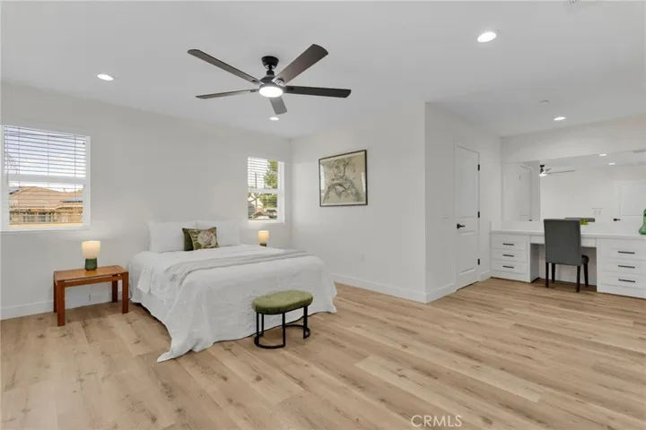 20190 Osseo Road, Apple Valley, California 92308