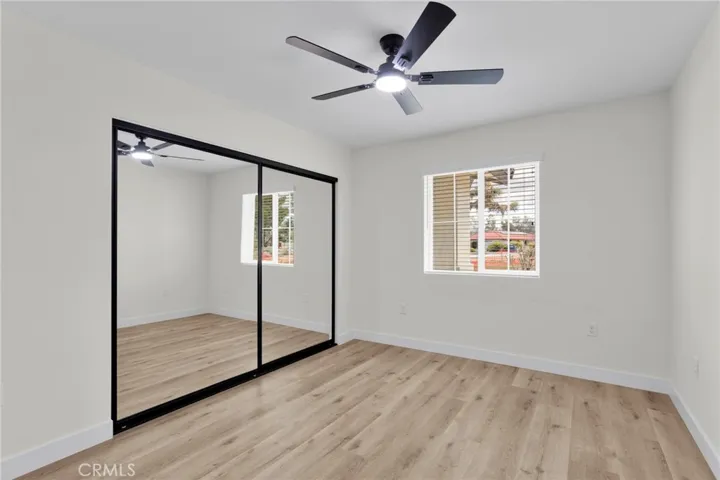 20190 Osseo Road, Apple Valley, California 92308