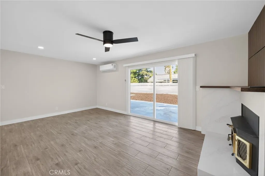 4161 E Holland, Fresno, California 93726 home-pic-38