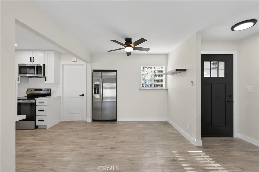 4161 E Holland, Fresno, California 93726 home-pic-9