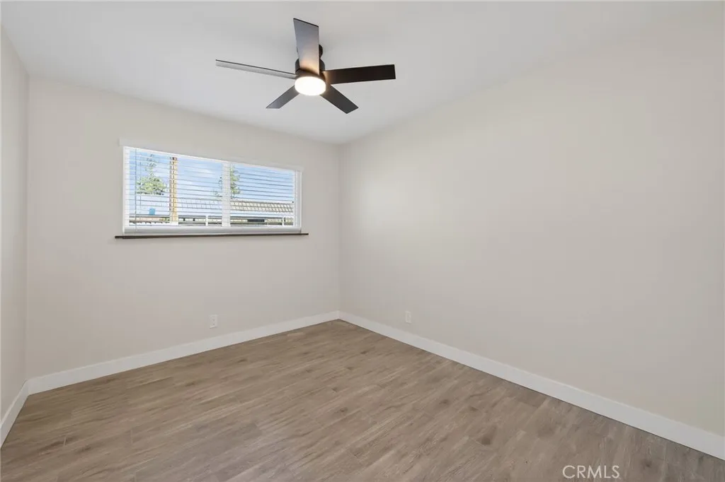 4161 E Holland, Fresno, California 93726 home-pic-16