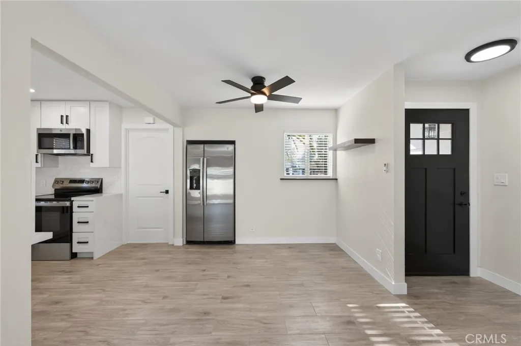 4161 E Holland, Fresno, California 93726 home-pic-36