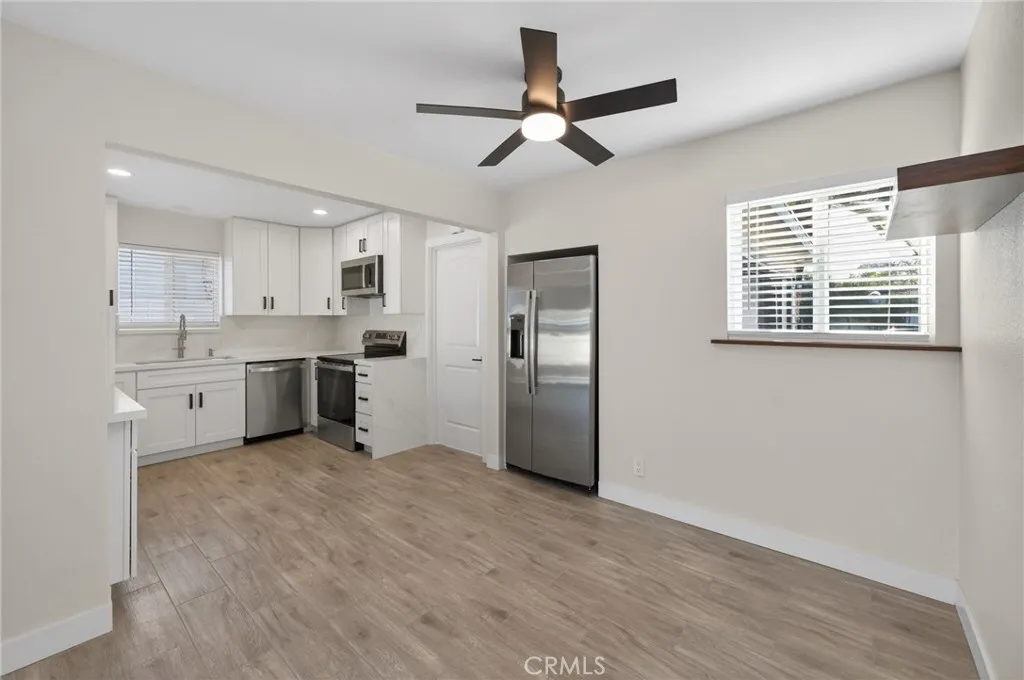 4161 E Holland, Fresno, California 93726 home-pic-47