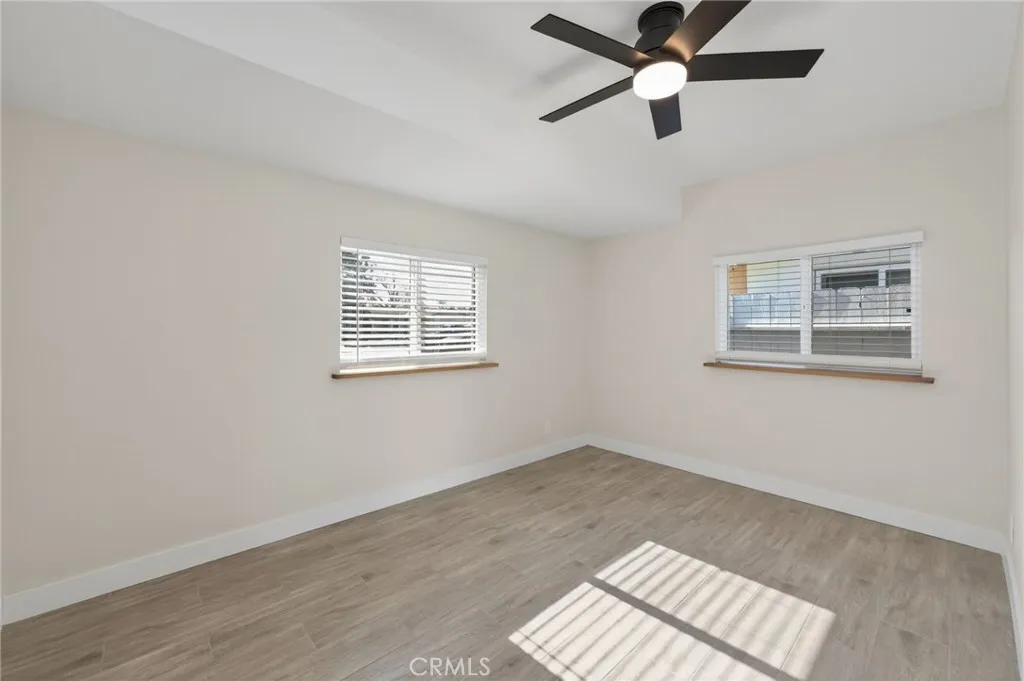 4161 E Holland, Fresno, California 93726 home-pic-15