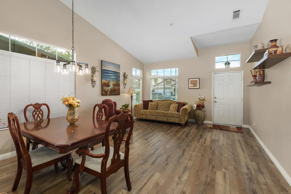 7348 Elderberry Court, Fontana, California 92336 home-pic-3