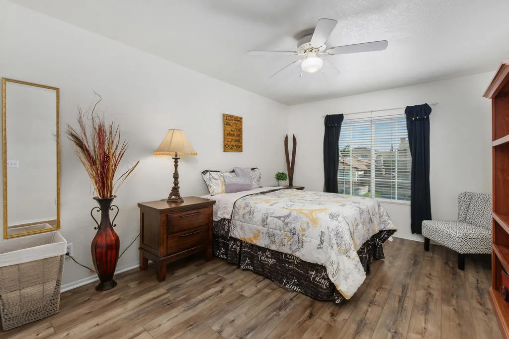 7348 Elderberry Court, Fontana, California 92336 home-pic-22