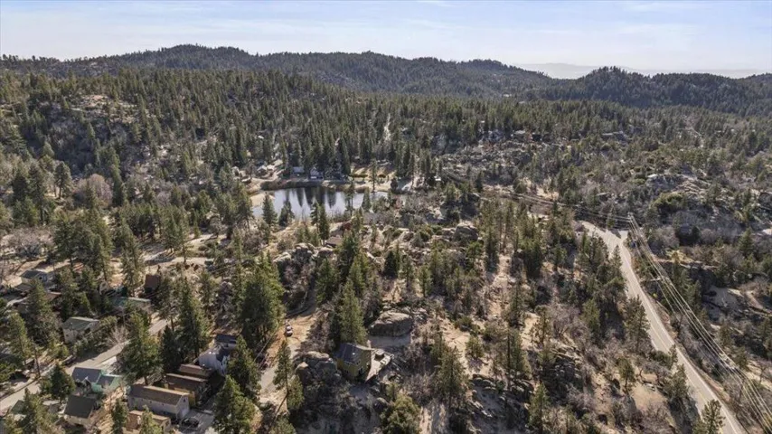 08-DJI_20260125013938_0159_D