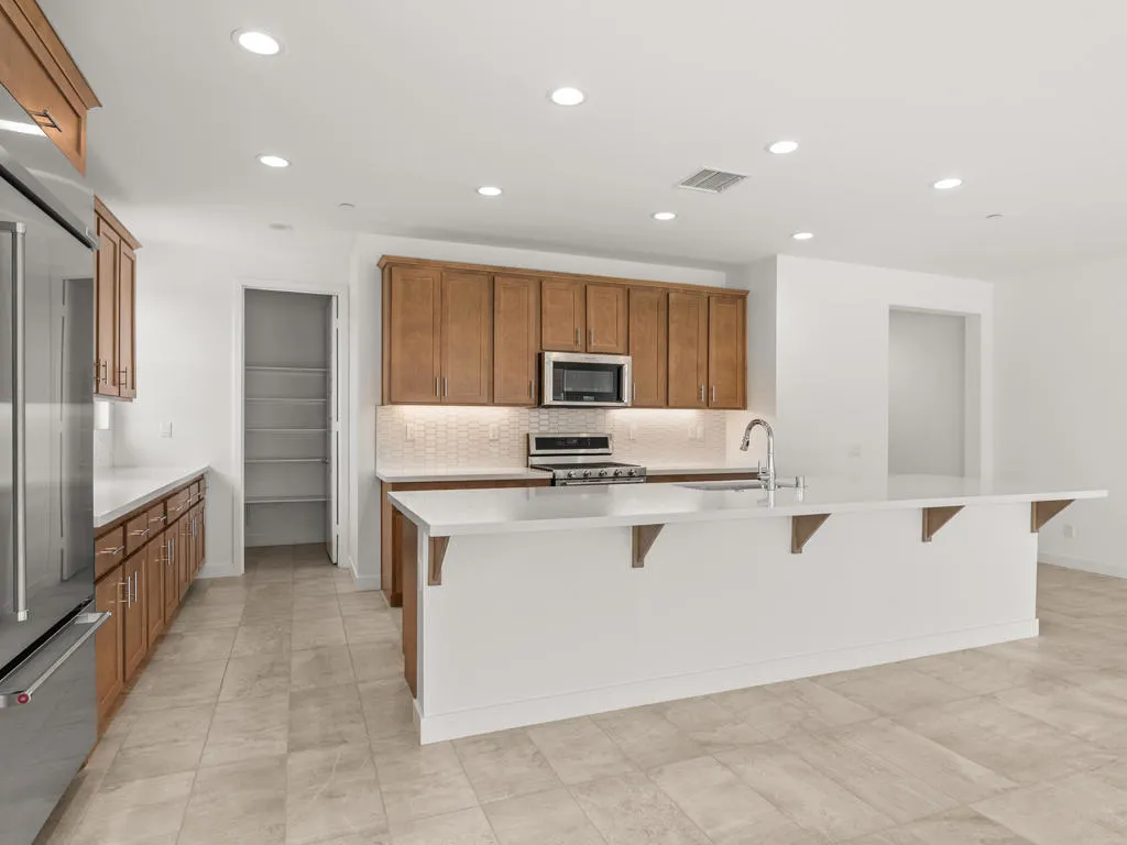 73745 Henri Drive, Palm Desert, California 92211 home-pic-7